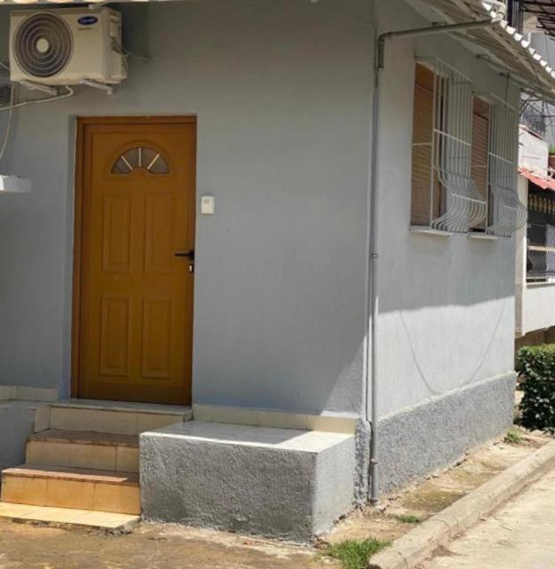 Gjirokastër Meg'S Apartment מראה חיצוני תמונה